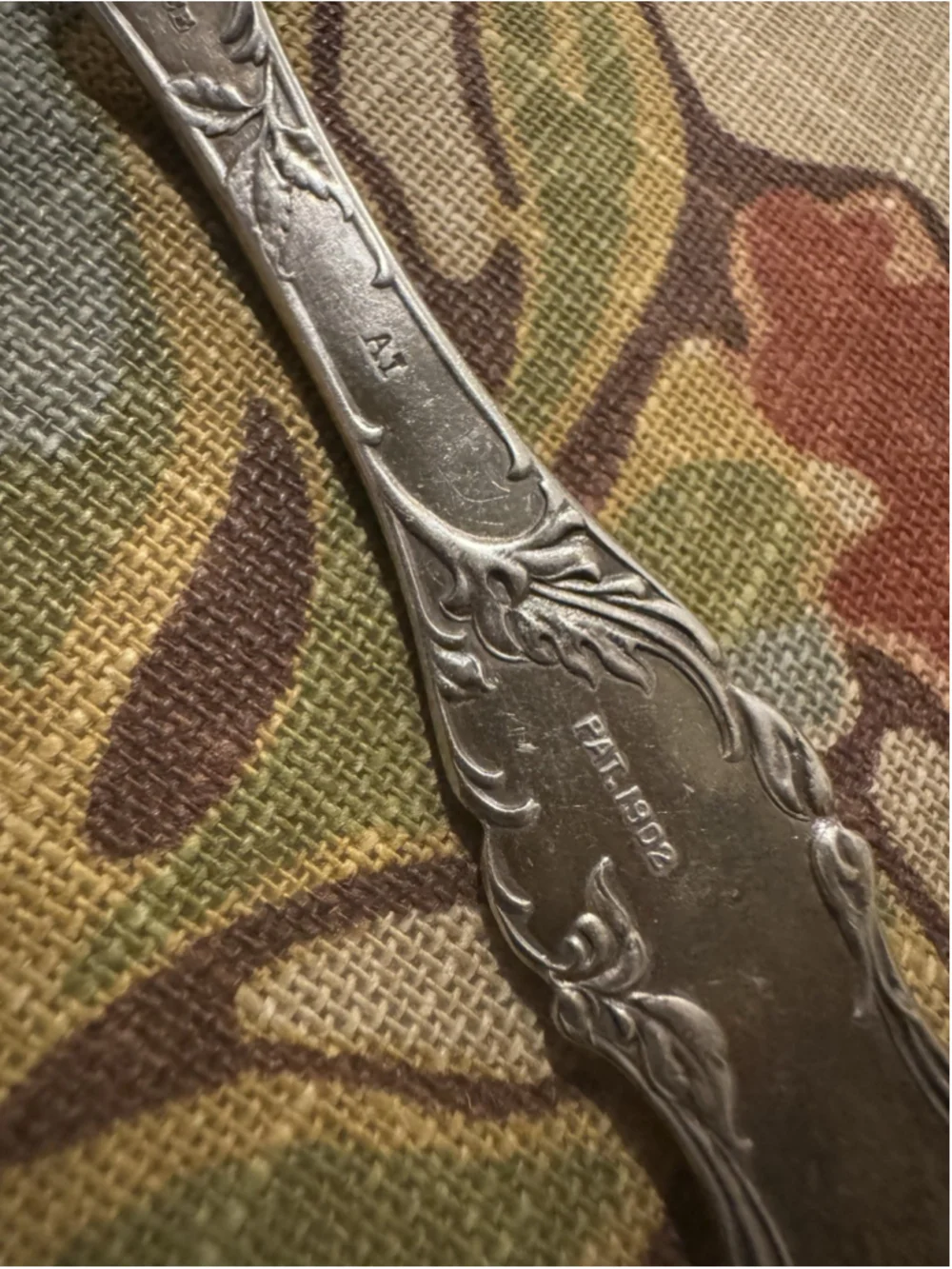 Antique 1835 R Wallace HIBISCUS Silverplate Master Butter Knife P